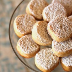 Riccarelli – Tiny Almond Cookies