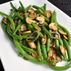 Green Beans w/ Mushrooms & Shallots