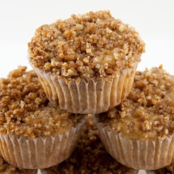 Golden Raisin Crumble Muffins