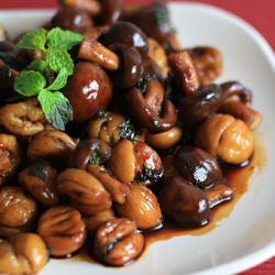 Braised Chestnuts with Mushrooms