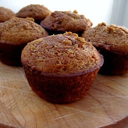 Applesauce Spice Muffins
