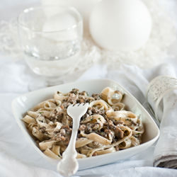Pasta with Creamy Mushroom Sauce