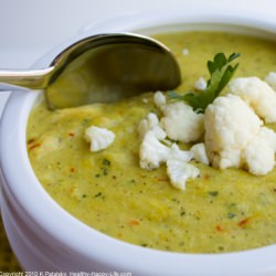 Creamy Herbed Cauliflower Soup