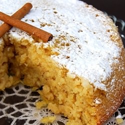 Grated Apples Cake, Vanilla Sauce