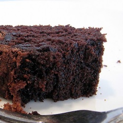 Rustic Cocoa Cream Loaf Cake