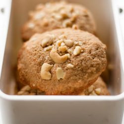 Wholemeal Cashew Topped Cookies