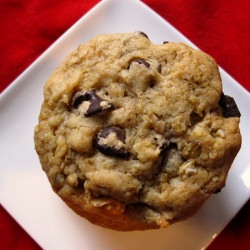 Granola Chocolate Chip Cookies