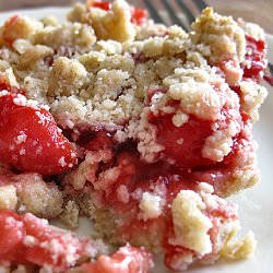 Cherry Crumble