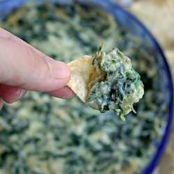 Hot Spinach and Artichoke Dip