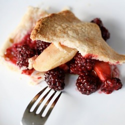Apple Berry Pie