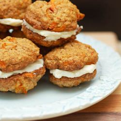Carrot Cake Sandwich Cookies