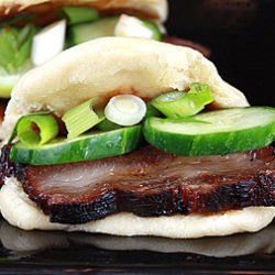 Momofuku Pork Buns