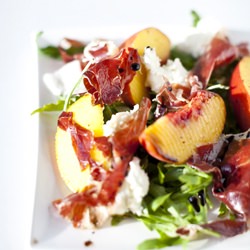 Peach, Jamón ibérico & Mozzarella