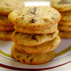 Chewy Peanut and Chocolate Cookies