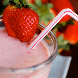 Banana Berry Yogurt Smoothie