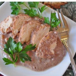 Chicken w Walnut-Pomegranate Sauce