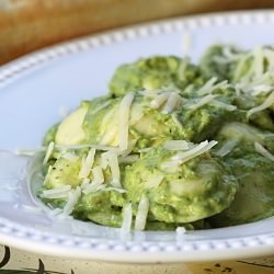 Ravioli in Fresh Asparagus Cream Sauce