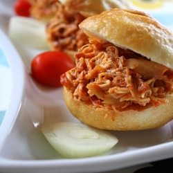 Pulled Chicken Sliders