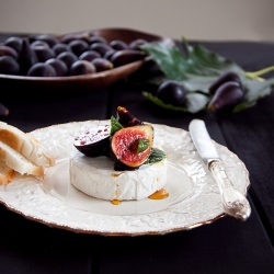 Marinated Figs with Brie