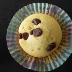 Low Sugar Raisin Cupcakes