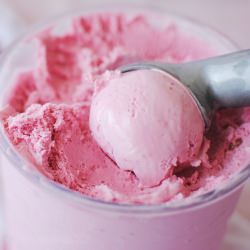 Raspberry Ginger Ice Cream