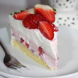 Yogurt Torte w/ Strawberries