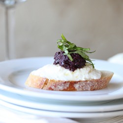 Kalamata Olive Tapenade Crostini