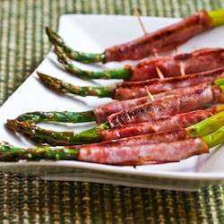 Roasted Asparagus Wrapped in Ham