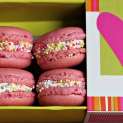 Macarons with Coconut Cherry