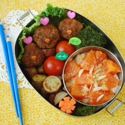 Triple Chick Meatball Bento