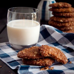 Golden Crunch Biscuits