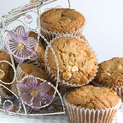 Three-Chip Blondie Cupcakes