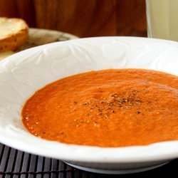 Tomato Roasted Garlic Soup