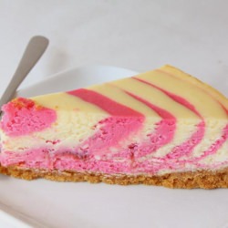 Strawberry Bulls-eye Cheesecake