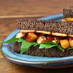 Sharp Cheddar Apple Melt