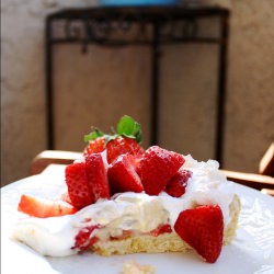Strawberry Banana Cream Pie