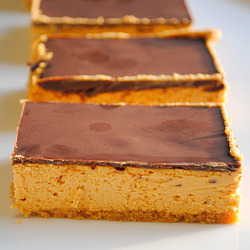 Dulce de Leche Cheesecake Bars