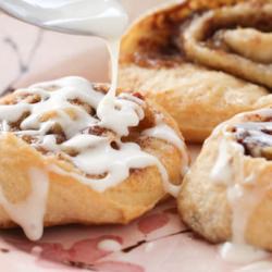 Roasted Banana Cinnamon Rolls
