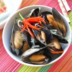 Steamed Mussels with Lemongrass