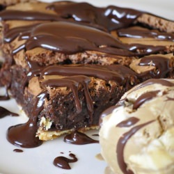 Walnut-brownie Pie (in Croatian)