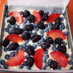 Fruit Crumble Cake