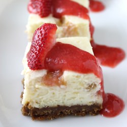 Rhubarb Cheesecake Bars
