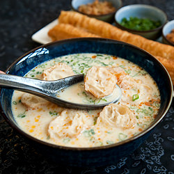 Chinese Savory Soybean Milk Soup