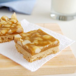 Macadamia Maple Sticky Bars