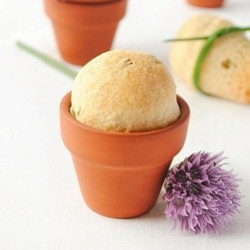Flower Pot Chive Bread