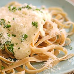 Fettuccine Alfredo