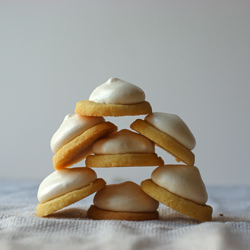 Meringue Gems
