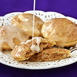Cinnamon Bun Pie Pockets