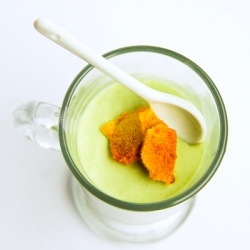 Matcha Mousse with Honeycomb
