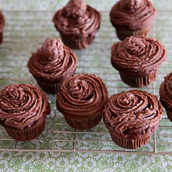 Eggless Chocolate Cream Cupcakes